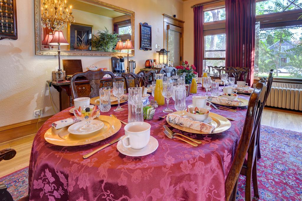 The St. Mary'S Inn, Bed And Breakfast Колорадо-Спрингс Экстерьер фото